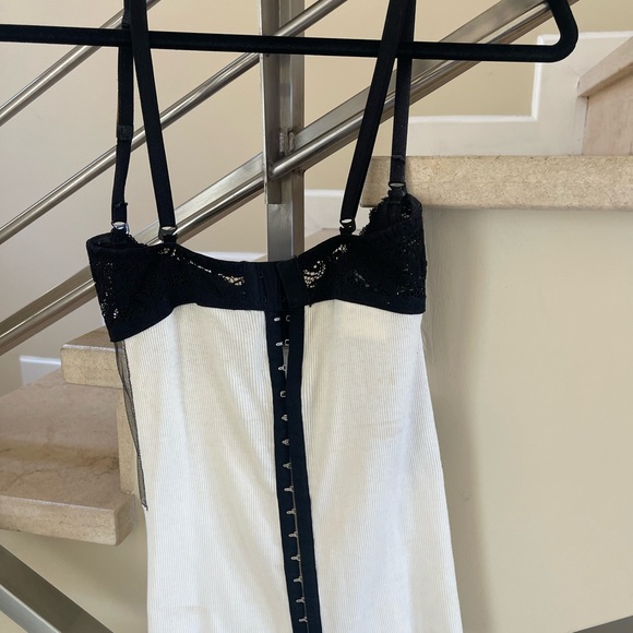 Gaetano Navarra VINTAGE Black and White Lace Camisole Top - Picture 4 of 13
